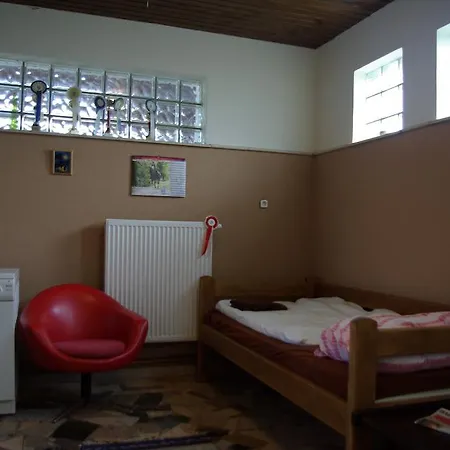 Dabasi Lovas Vendeghaz